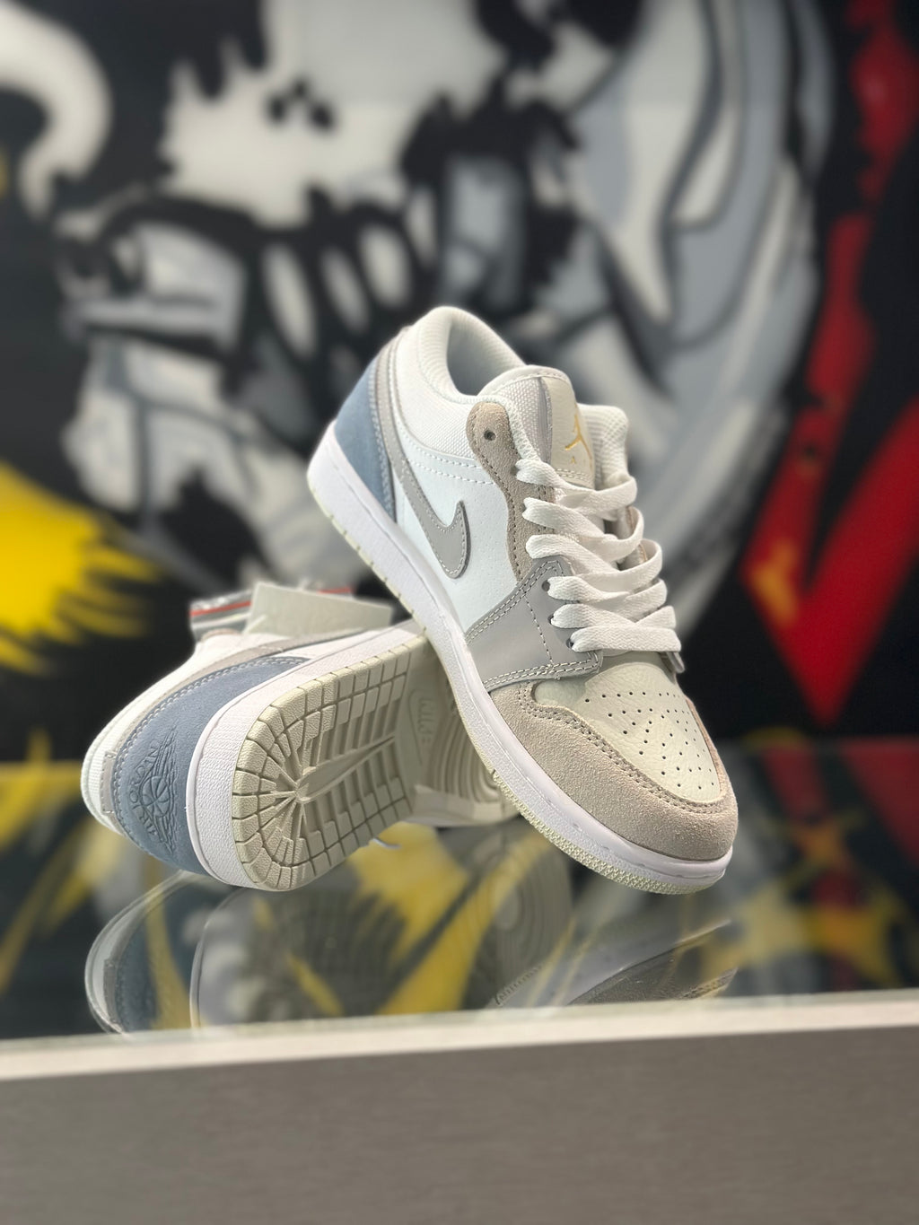 Jordan Retro 1 Low Paris