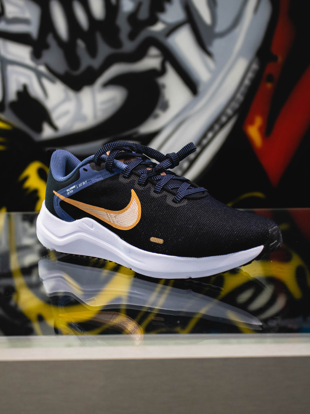 Nike Downshifter 12 Black Red Bronze