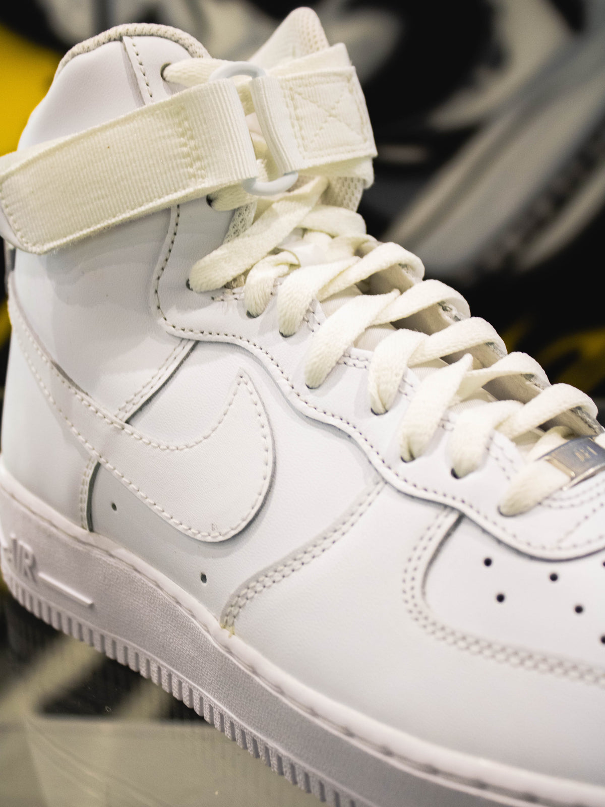 Nike Air Force 1 High ‘07 All White