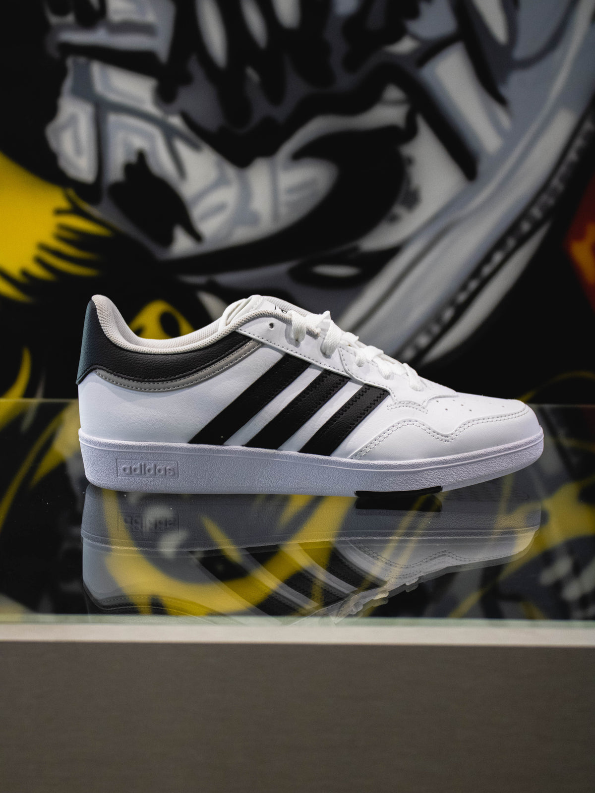Adidas Hoops 4.0 White / Black